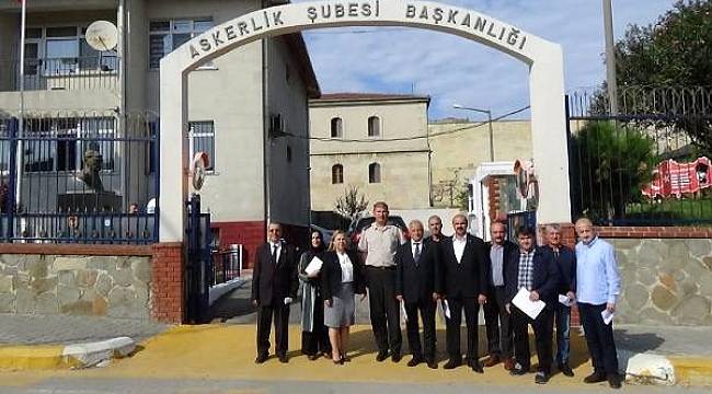 Sinop'taki MHP'li partililer, gönüllü askerlik başvurusu yaptı
