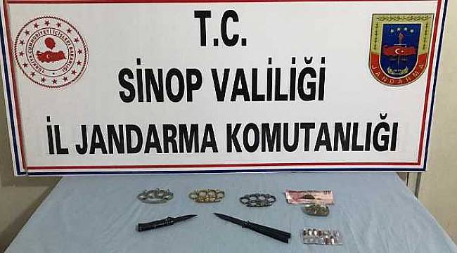 Gerze’de uyuşturucu operasyonu: 3 tutuklama