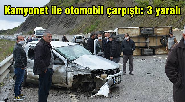 Kamyonet ile otomobil çarpıştı: 3 yaralı