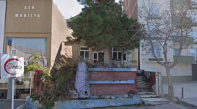 Muhtarlığa ait ilçe merkezindeki ev ihale ile satılıyor