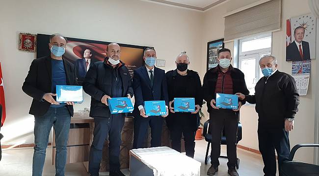 Tabletler, Türkeli Milli Eğitim'e teslim edildi