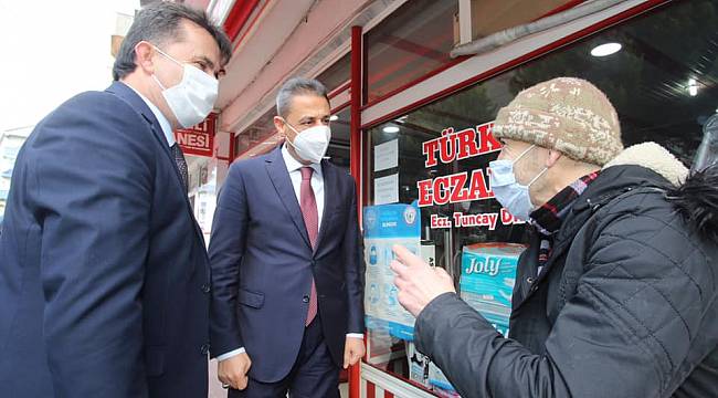 Vali Karaömeroğlu, Türkeli esnafları ile selamlaştı