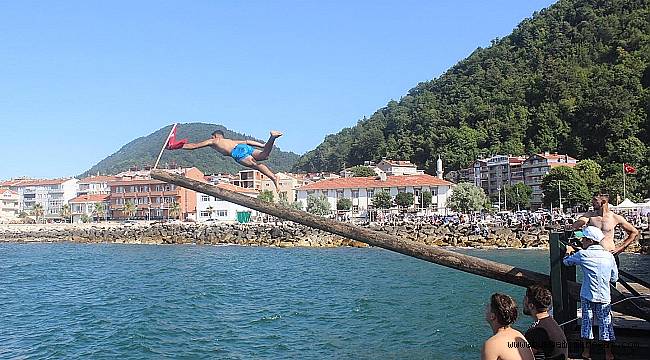 Ayancık'ta 1 Temmuz Denizcilik ve Kabotaj Bayramı kutlandı