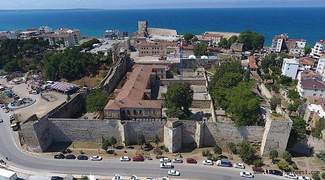 Sinop'ta 2 bin 500 yıllık surlar yeniden hayat buluyor