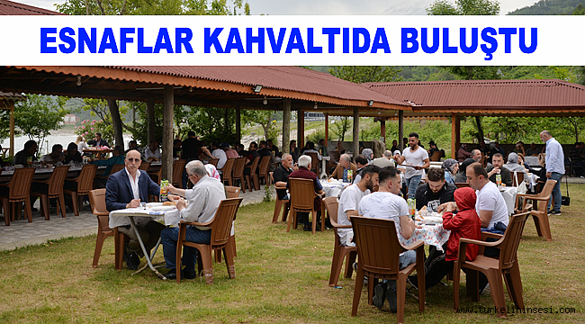 Esnaflar kahvaltıda buluştu