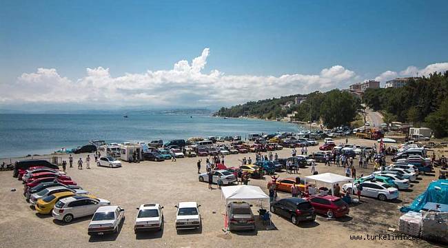 Modifiye araç tutkunları Sinop'ta buluştu