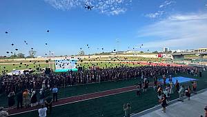 Bin 500 öğrencinin mezuniyet heyecanı