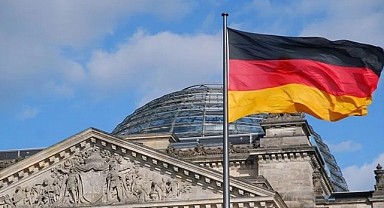 Almanya'da koalisyon dağıldı