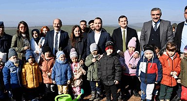 Balıkesir'e 100 bin ağaç kazandırdılar