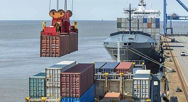 Dış ticaret açığı yüzde 10,5 azaldı