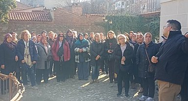 56 kişilik kadın Kafilesi Salihli'yi adım adım gezdi