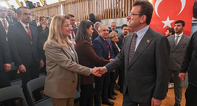 Başkan Ovalıoğlu, 'Yerel Yöneticiler Ve Eğitim Çalıştayı'na Katıldı