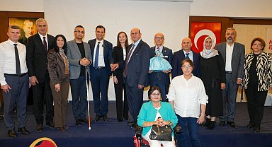 Başkan Zeyrek engelli yurttaşlar ve aileleri ile bir araya geldi