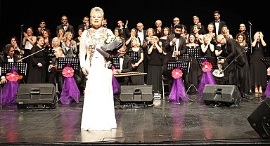 Bursa Nilüfer'de TSM Korosu'ndan muhteşem konser