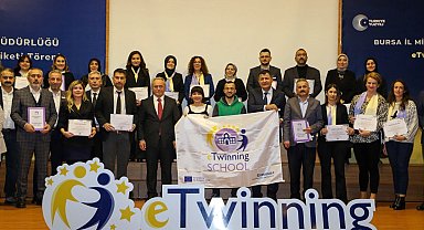 Bursa'da 41 okul eTwinning etiketlerine kavuştu