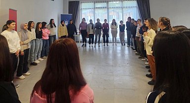 Bursalı gençler Orhaneli'de motive oldular