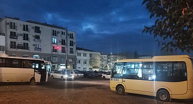 Edirne Keşan köy garajlarına aydınlatma ve durak istiyor!