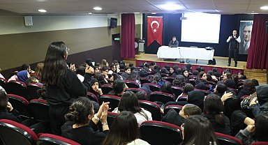 Gençler doğal afetlere karşı bilinçlendiriliyor