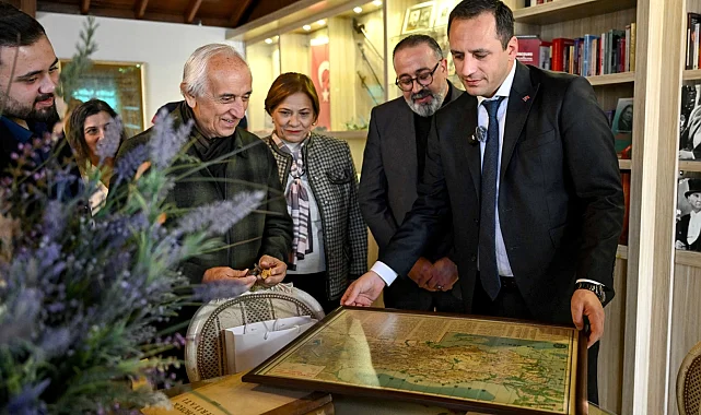 İzmir Bornova'da Ata Anı Evi'ne tarihi bağış