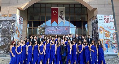 Manisa Büyükşehir Korosu, Korolar Maratonu'nda sahne aldı
