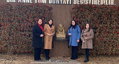 MHP Merkez'den Zübeyde Hanım Anıtı'na anlamlı ziyaret