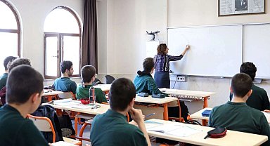Öğretmenlikte kariyer basamaklarına yönetmelik ayarı