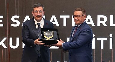 TİSK'ten BESOB'a 'Dijital Gelişim' ödülü