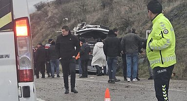 Balıkesir Gönen'de işçi servisi devrildi: 25 yaralı