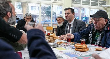 Başkan Zeyrek Manisa'da halkla buluştu