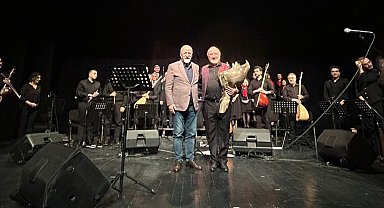Bursa Nilüfer Türk Halk Müziği Korosu'ndan türkü şöleni