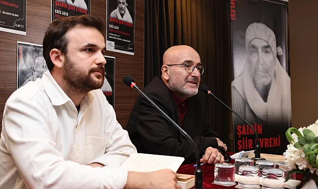 Bursa Nilüfer'de Enis Akın 'Şairin Şiir Evreni'ne konuk oldu