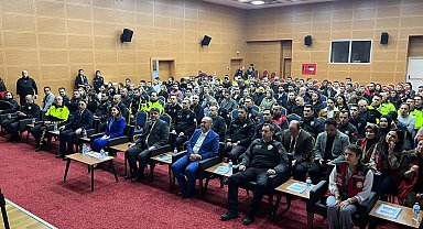 Edirne'de "Koruyucu Aile Hizmeti" tanıtım toplantısı düzenlendi