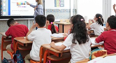 Eğitimde yeni düzenleme... Şehit ve gazi çocuklarına okul hizmetleri ücretsiz olacak