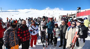 Kayseri Erciyes Kayak Merkezi'nin hedefi 3 milyon turist