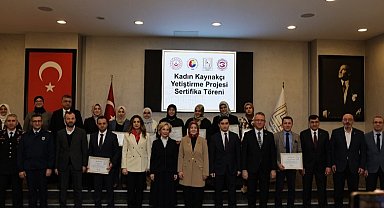 Kütahya'da yeni kadın kaynakçılar yetişti