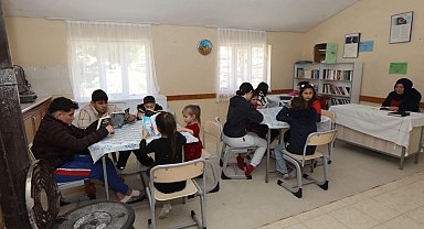 Muğla'dan kırsaldaki çocuklara kitap desteği