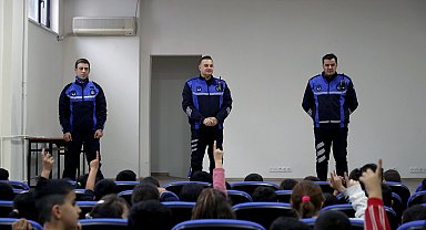 Sakarya zabıtasından okullarda trafik eğitimi