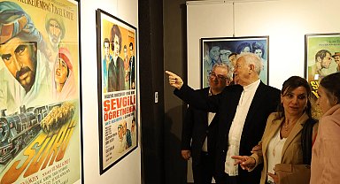 Sakarya'da 40 film afişi eseri, sergide görücüye çıktı