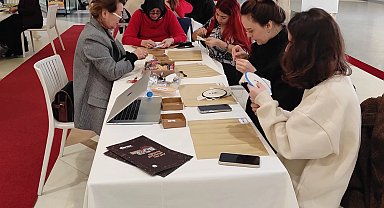 SAMEK'lerle sanat alışveriş merkezlerine taşındı
