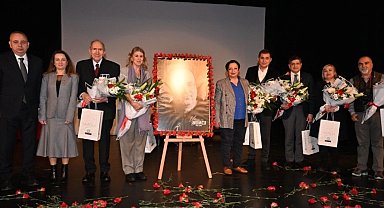 Uğur Mumcu'nun ismi Manisa Şehir Tiyatrosu'nda yaşayacak