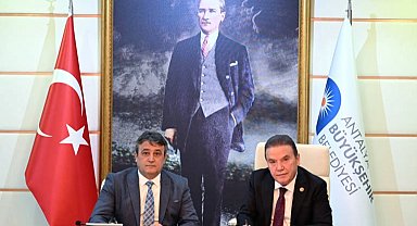 Antalya Büyükşehir'de işçileri sevindiren toplu sözleşme
