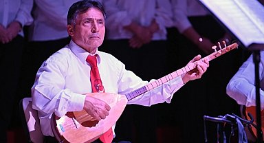 Antalya Kumluca'da 'Türkü Akşamı' mest etti