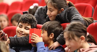 Başkan Aras'ın sinema hediyesine Muğla'da büyük ilgi
