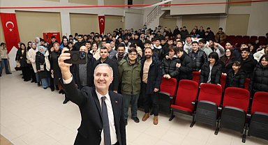 Başkan Taban İnegöl'de gençlerle buluştu