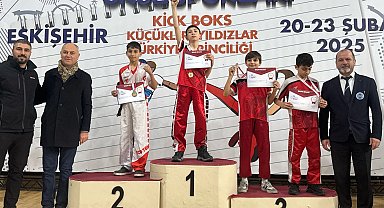 Bilecik Pazaryerili kick boksçular madalyalara doymuyor