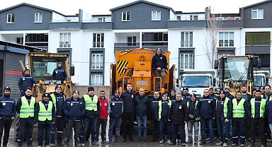 Bursa Gemlik Belediyesi kar yağışına karşı teyakkuzda