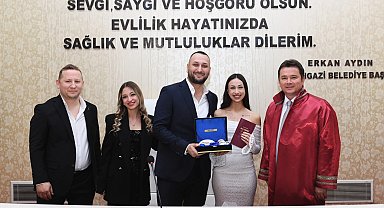 Bursa Osmangazi'de Başkan Aydın'dan 14 Şubat'a özel çifte sürpriz
