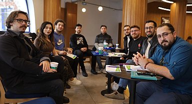 Bursa'da 'genç fikirler'den beyin fırtınası