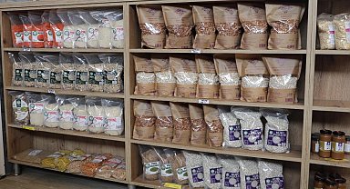 Çınar Halk Market'in doğal ürünleri Gülümse Kafe'de