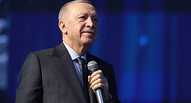 Cumhurbaşkanı Erdoğan yeniden AK Parti Genel Başkanı seçildi